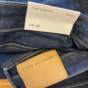 Men’s American Eagle jeans.